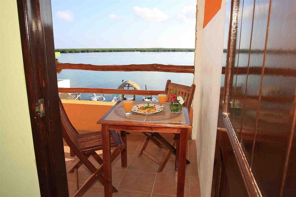 Hotel Villa De Pescadores Rio Lagartos Bagian luar foto