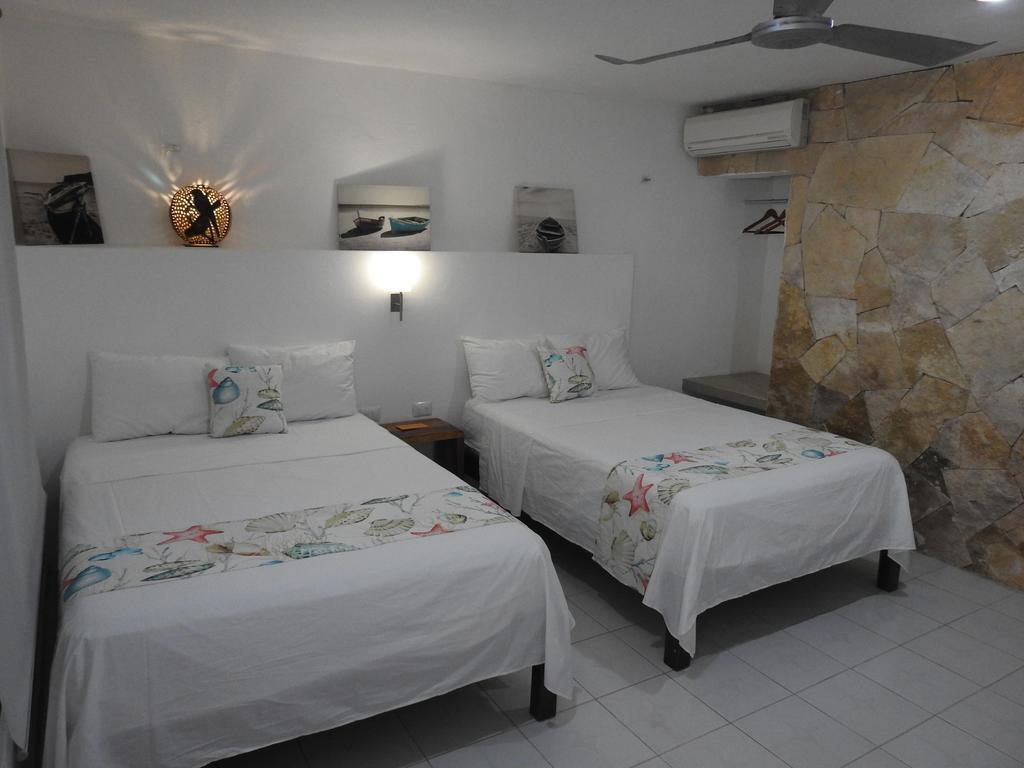 Hotel Villa De Pescadores Rio Lagartos Bagian luar foto