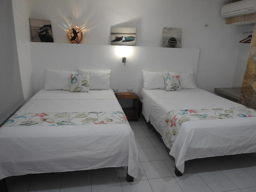 Hotel Villa De Pescadores Rio Lagartos Bagian luar foto